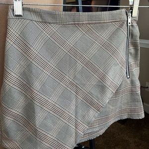 plaid skirt